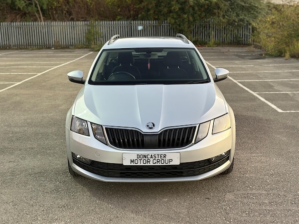 Used Skoda Octavia 2017 for sale - 76259341: Photo 2