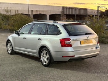 Used Skoda Octavia 2017 for sale - 76259341: Photo 4