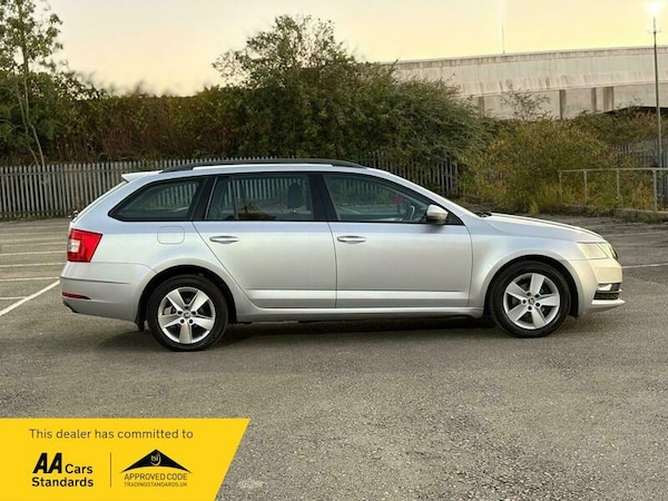 Used Skoda Octavia 2017 for sale - 76259341: Photo 8