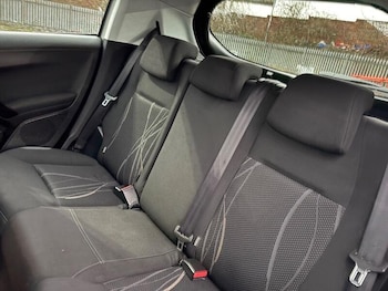 Used Peugeot 208 2013 for sale - 79259657: Photo