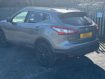 Used Nissan Qashqai 2016 for sale - 77925342: Photo