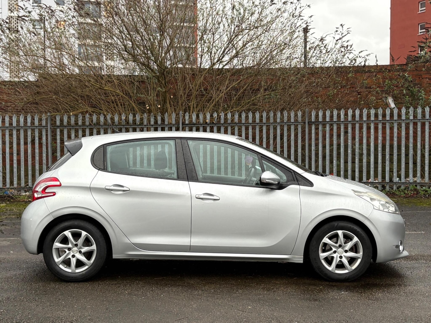 Used Peugeot 208 for sale - 77670320: Photo 21