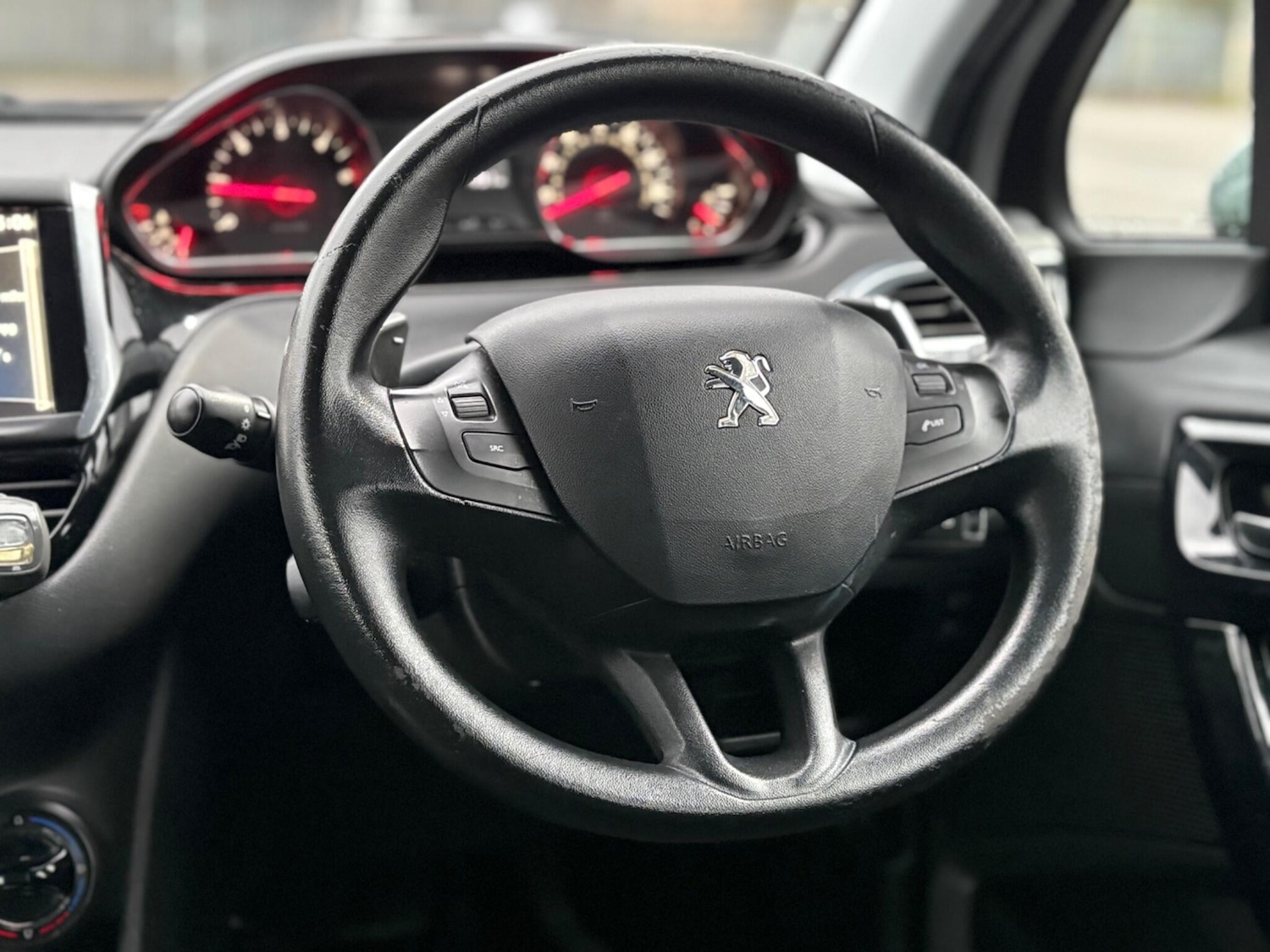 Used Peugeot 208 for sale - 77670320: Photo 31