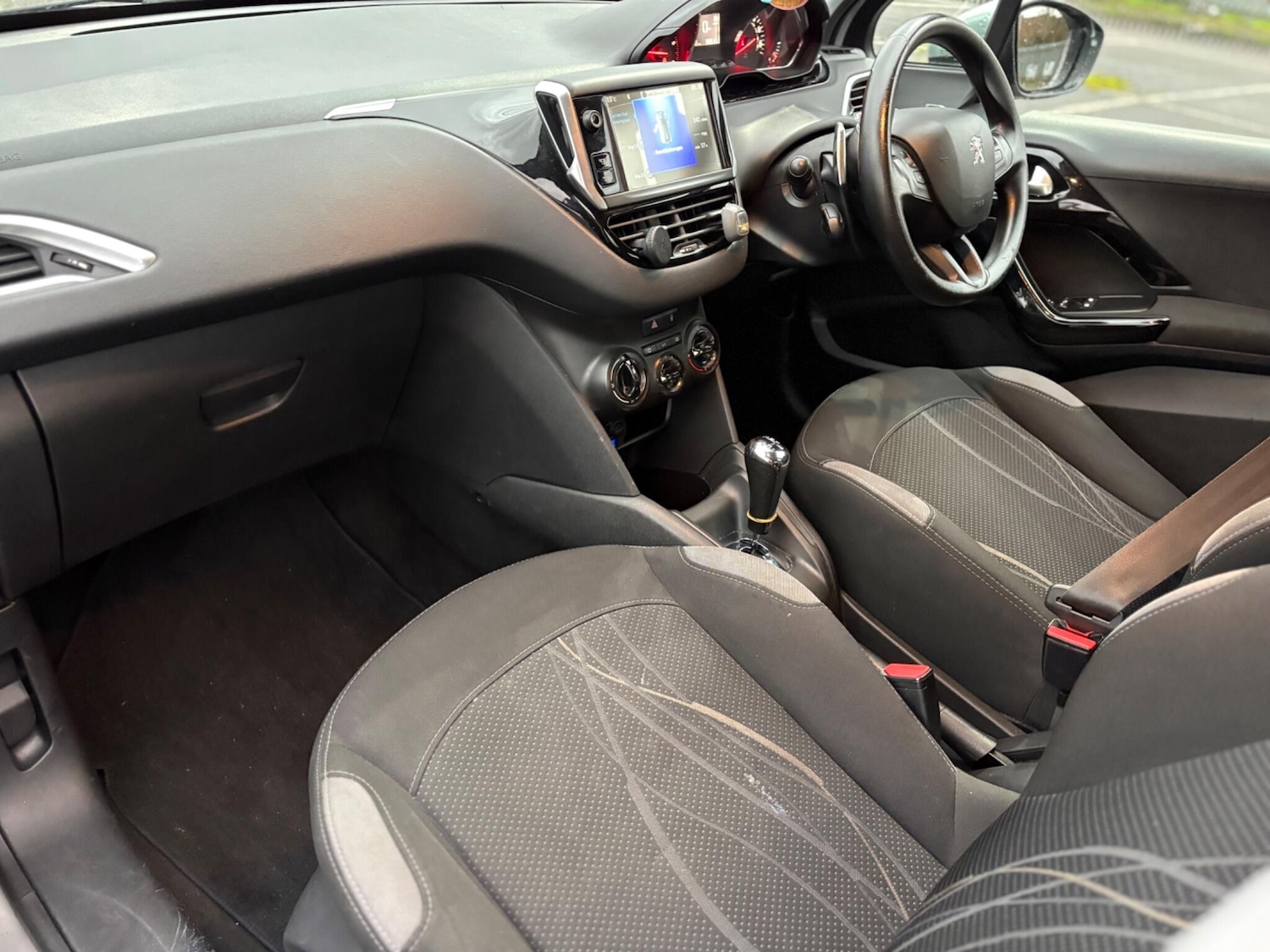 Used Peugeot 208 for sale - 77670320: Photo 33