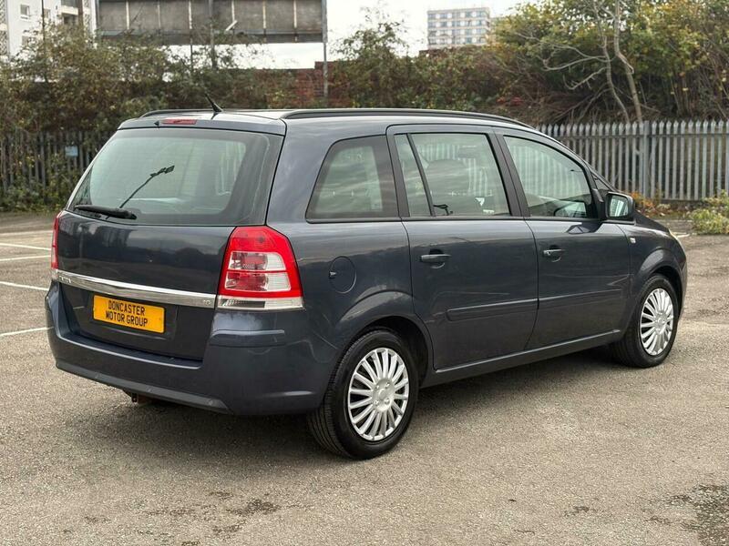 Used Vauxhall Zafira 2010 for sale - 76484876: Photo 12