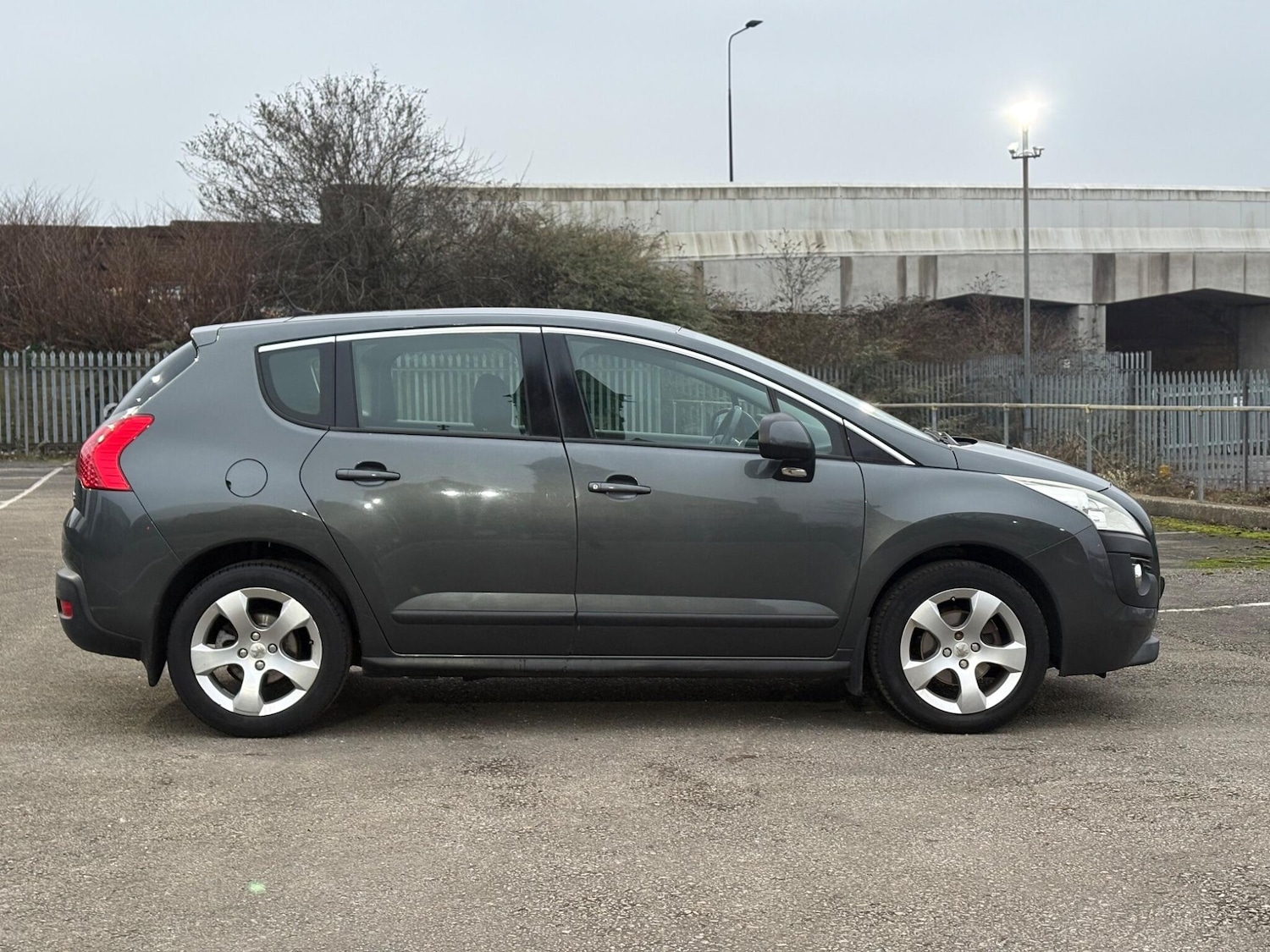Used Peugeot 3008 2011 for sale - 77440722: Photo 26