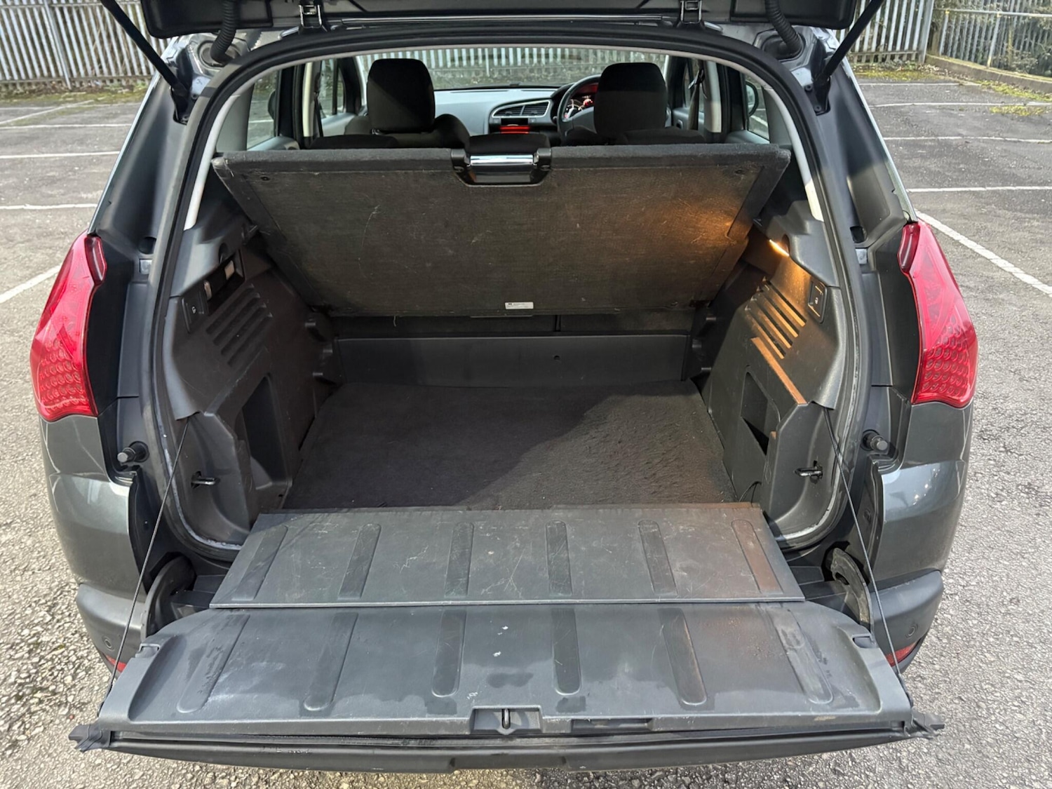 Used Peugeot 3008 2011 for sale - 77440722: Photo 37