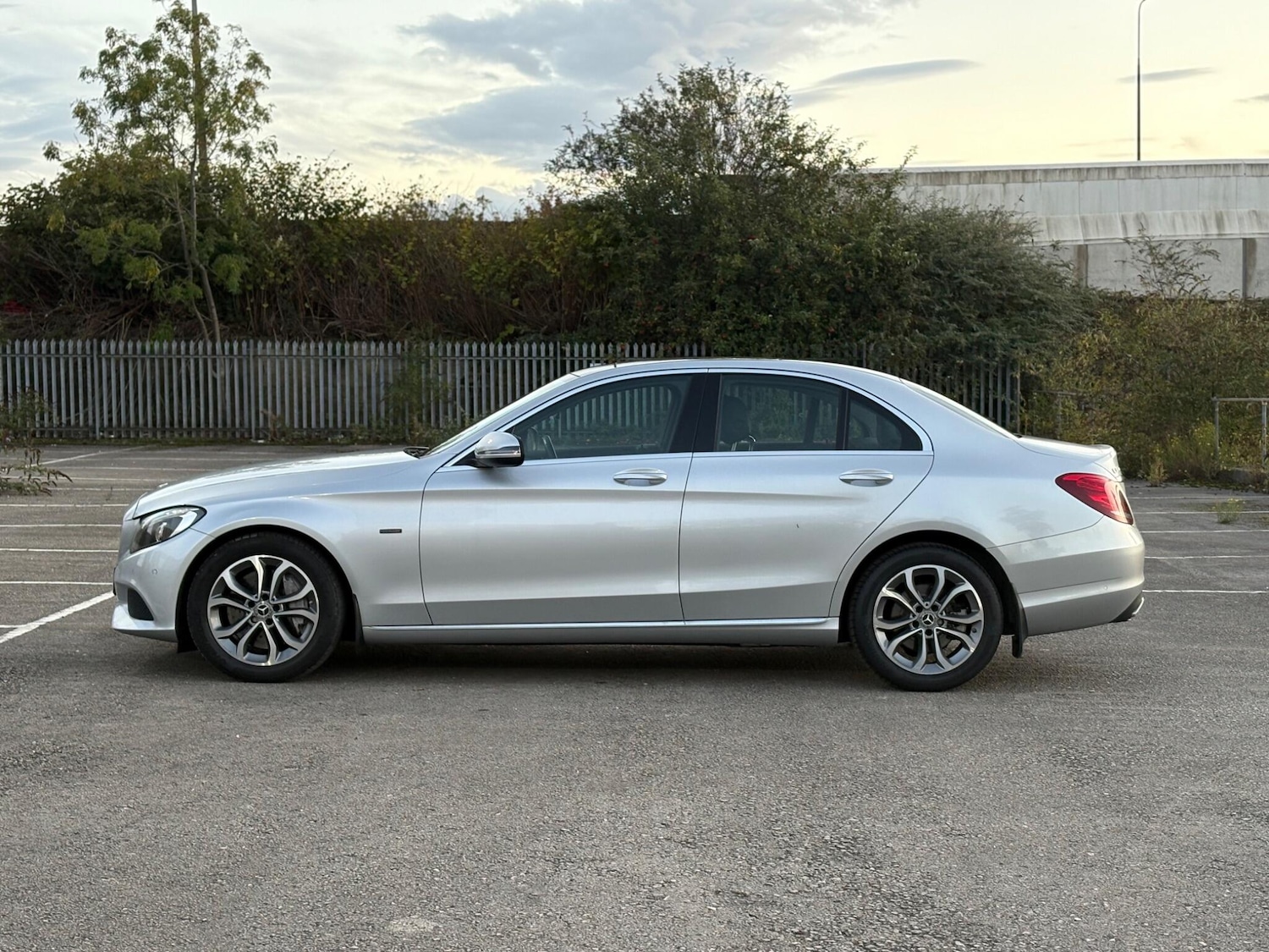 Used Mercedes-Benz C Class 2018 for sale - 77624918: Photo 8