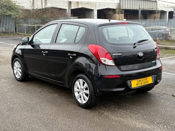 Used Hyundai i20 2012 for sale - 78662132: Photo
