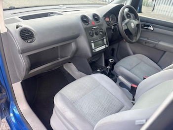 Used Volkswagen Caddy Maxi Life 2008 for sale - 78853859: Photo