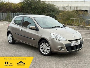 Used Renault Clio 2011 for sale - 76259486: Photo