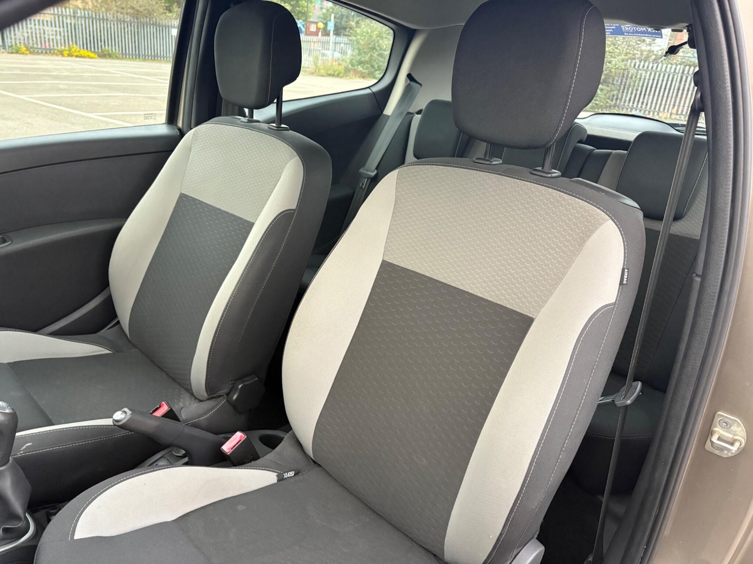 Used Renault Clio 2011 for sale - 76259486: Photo 27