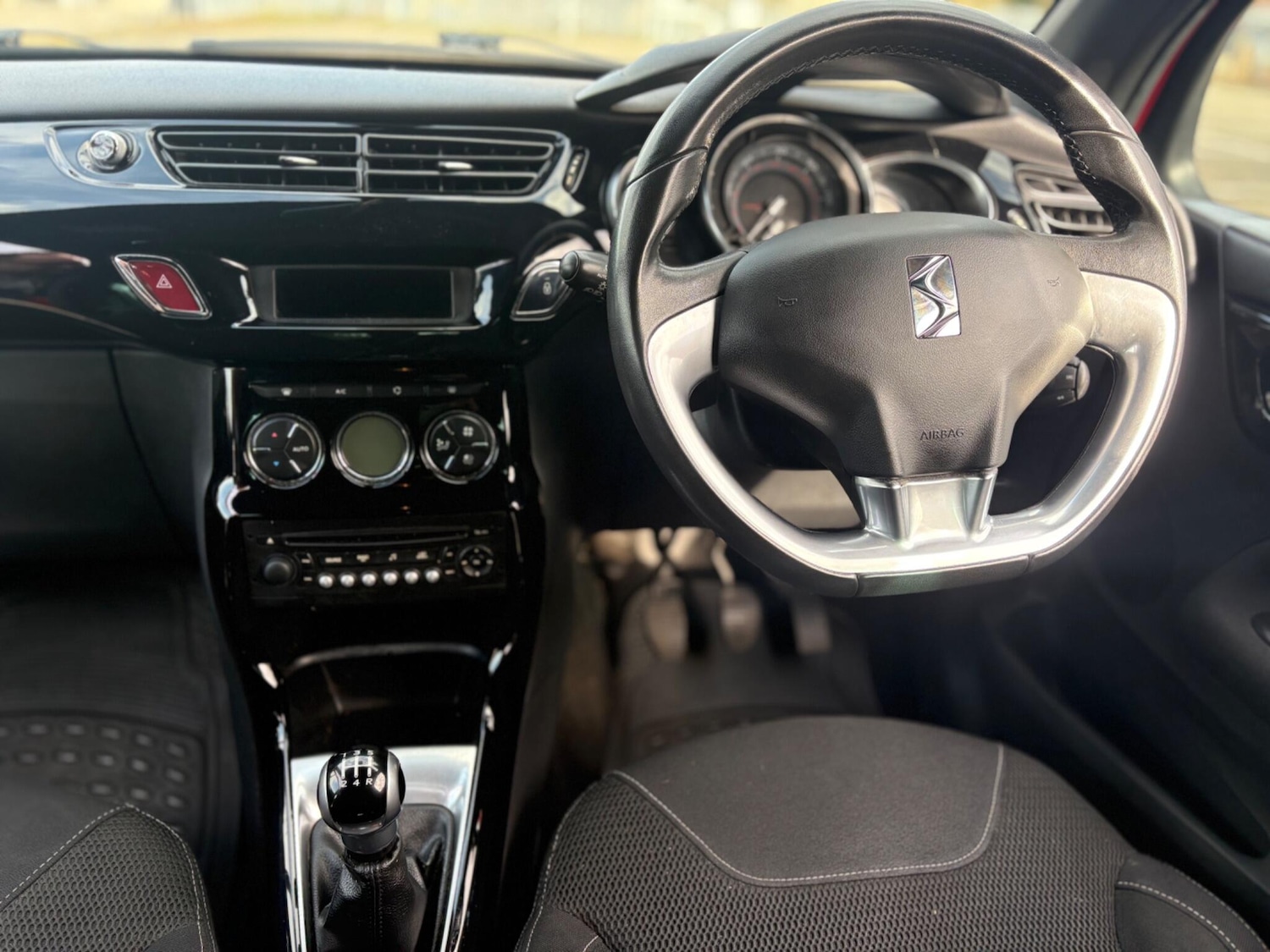 Used Citroen DS3 2010 for sale - 78007771: Photo 16