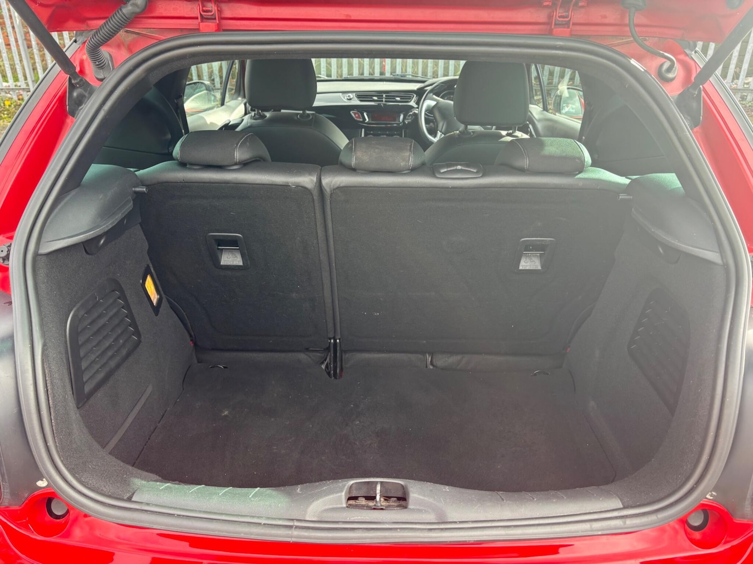 Used Citroen DS3 2010 for sale - 78007771: Photo 54