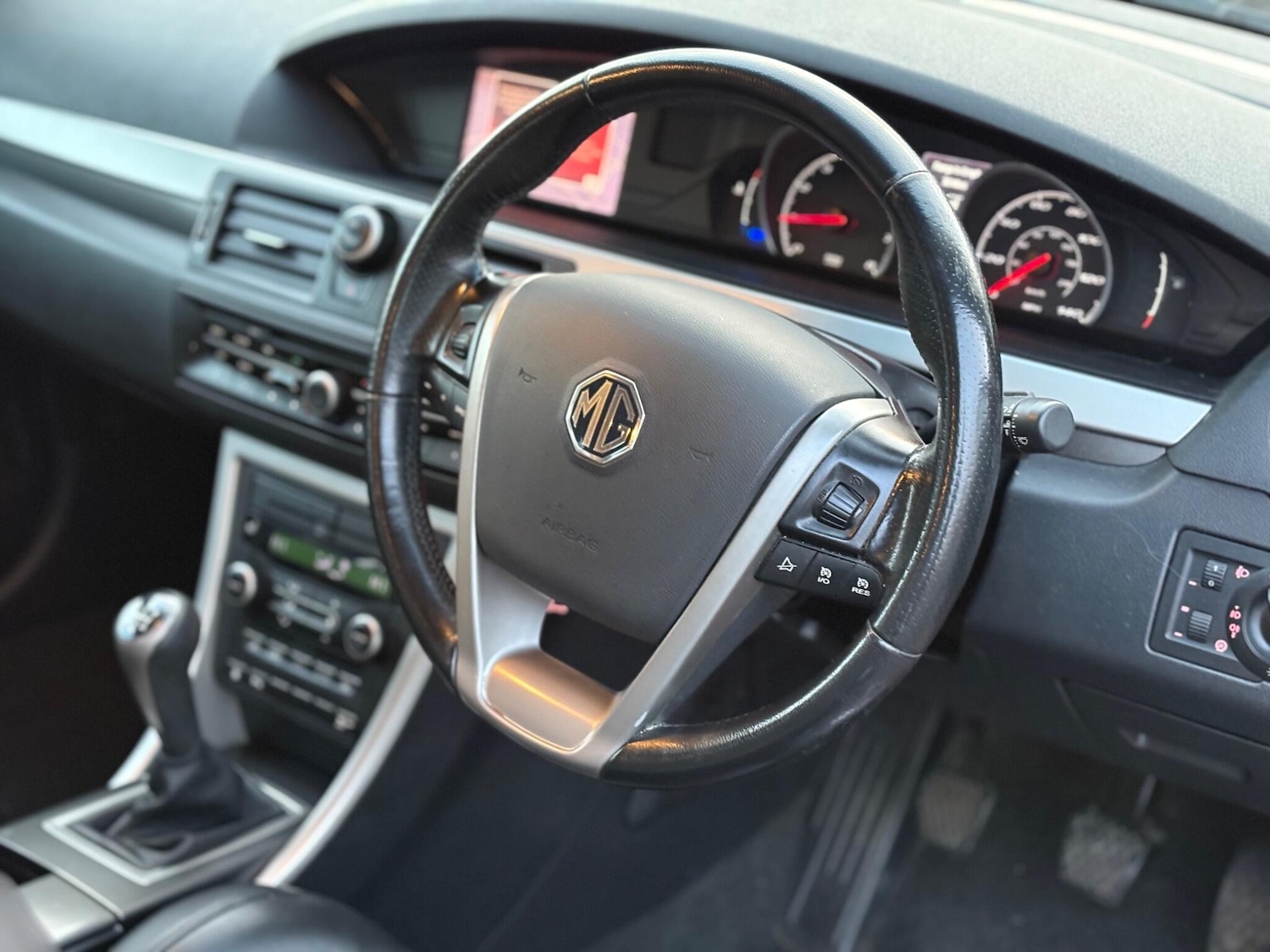 Used MG MG6 2013 for sale - 76380659: Photo 2