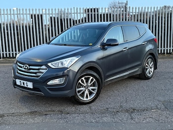 Used Hyundai Santa Fe 2015 for sale - 77957218: Photo