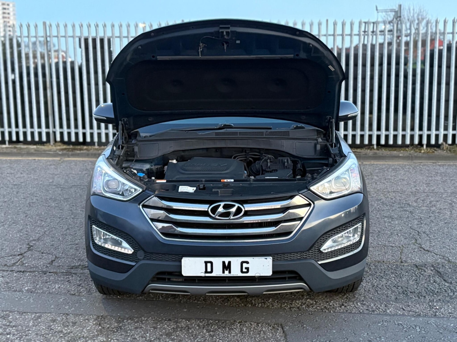 Used Hyundai Santa Fe 2015 for sale - 77957218: Photo 4