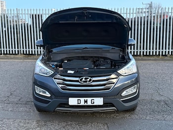 Used Hyundai Santa Fe 2015 for sale - 77957218: Photo