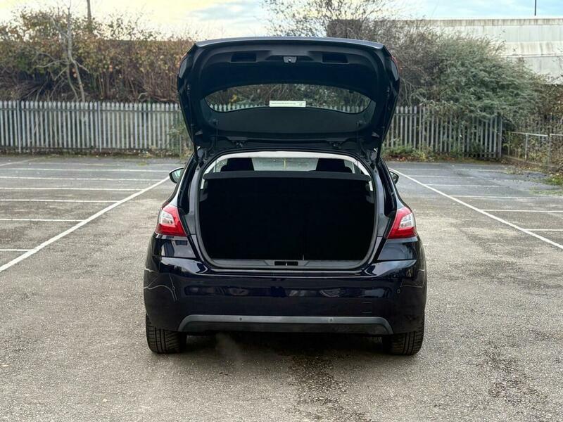 Used Peugeot 308 2015 for sale - 76715204: Photo 19