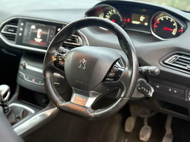 Used Peugeot 308 2015 for sale - 76715204: Photo 22