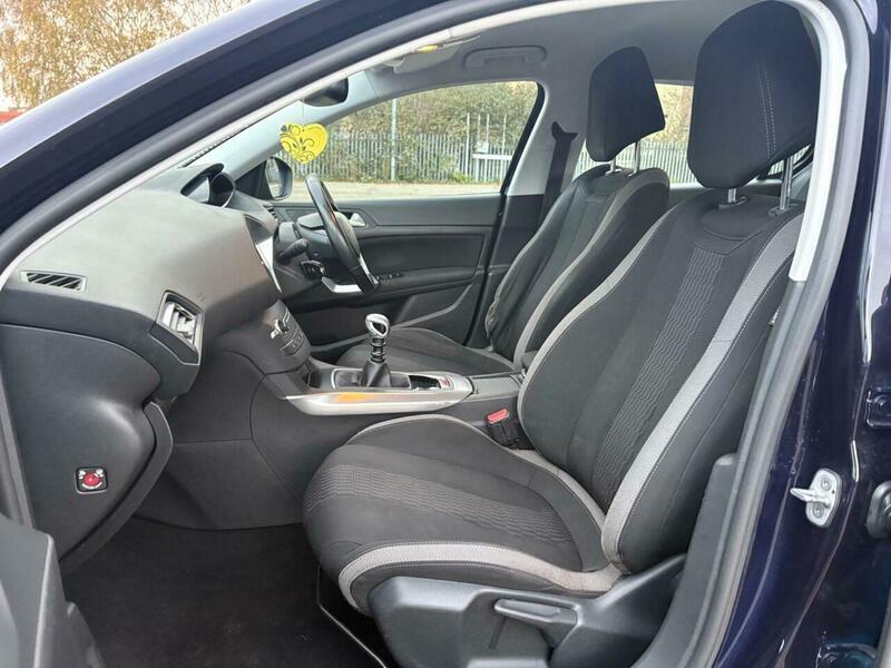 Used Peugeot 308 2015 for sale - 76715204: Photo 23