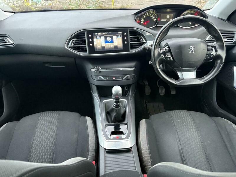 Used Peugeot 308 2015 for sale - 76715204: Photo 8