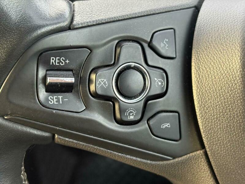 Used Vauxhall Astra 2017 for sale - 76839287: Photo 31