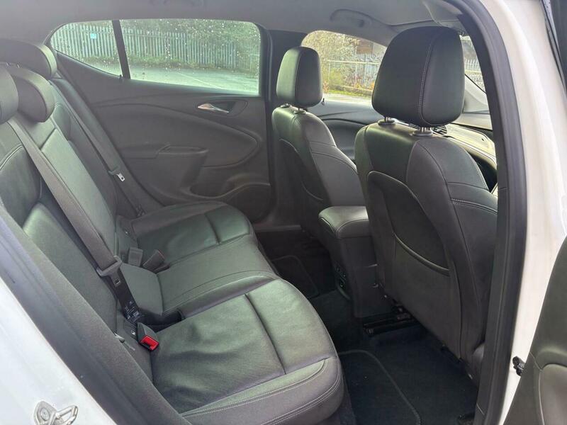 Used Vauxhall Astra 2017 for sale - 76839287: Photo 41