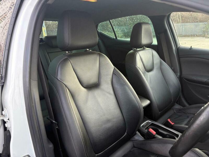 Used Vauxhall Astra 2017 for sale - 76839287: Photo 43