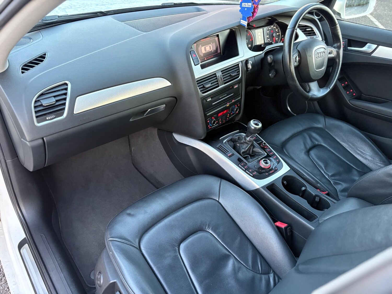 Used Audi A4 2011 for sale - 76976839: Photo 25