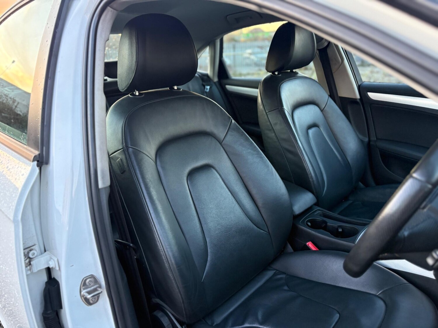 Used Audi A4 2011 for sale - 76976839: Photo 27