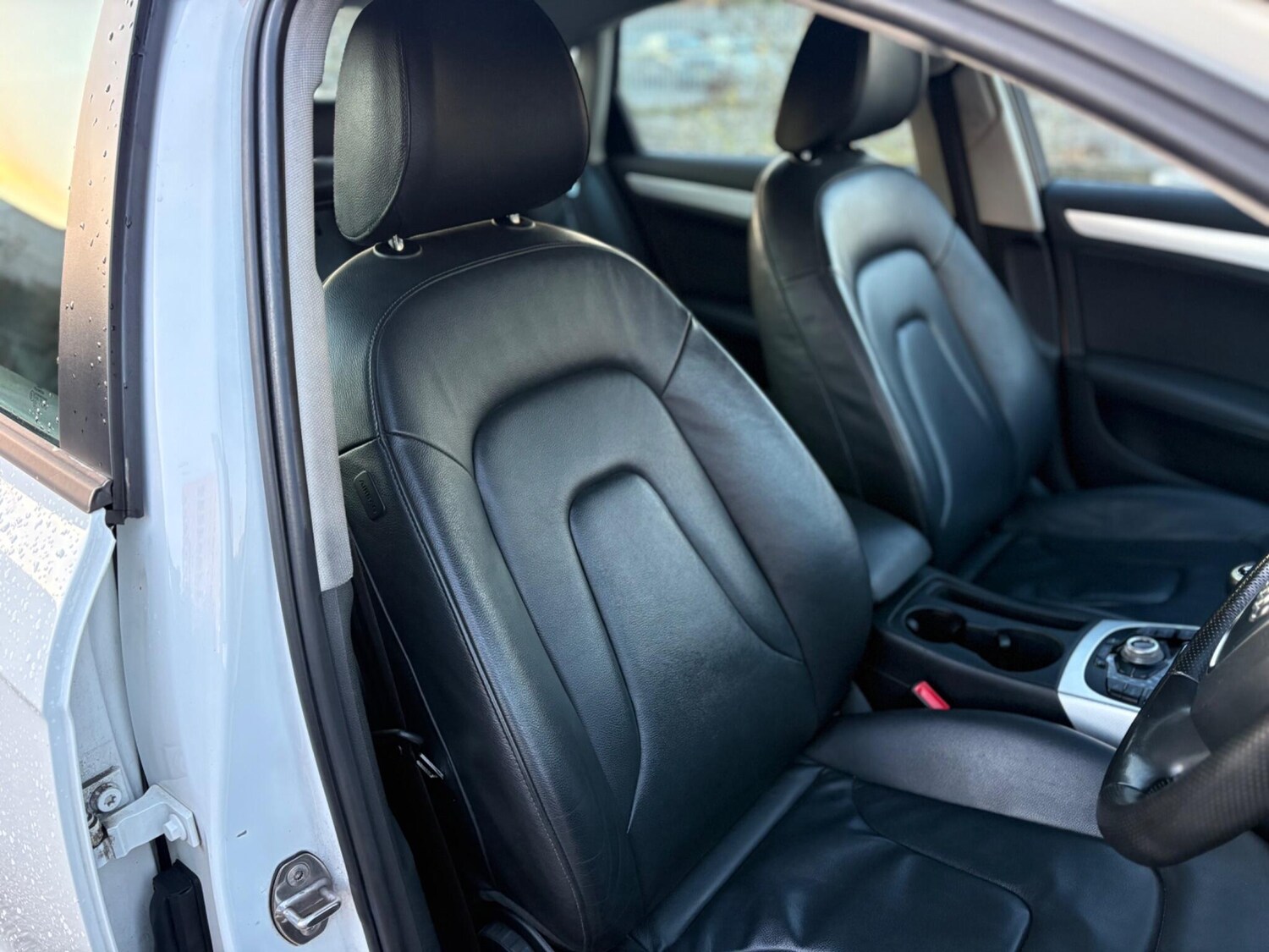 Used Audi A4 2011 for sale - 76976839: Photo 28