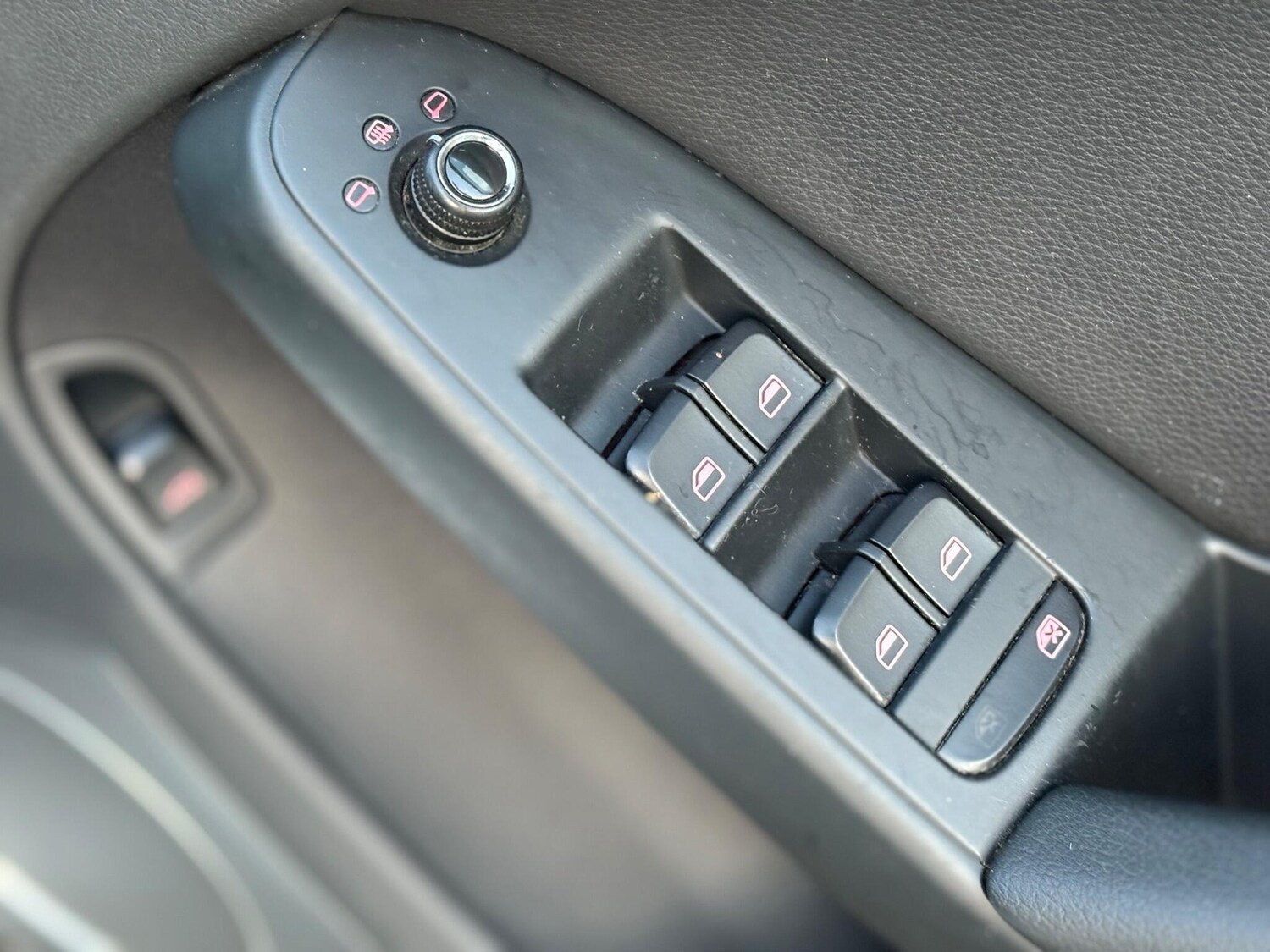 Used Audi A4 2011 for sale - 76976839: Photo 38