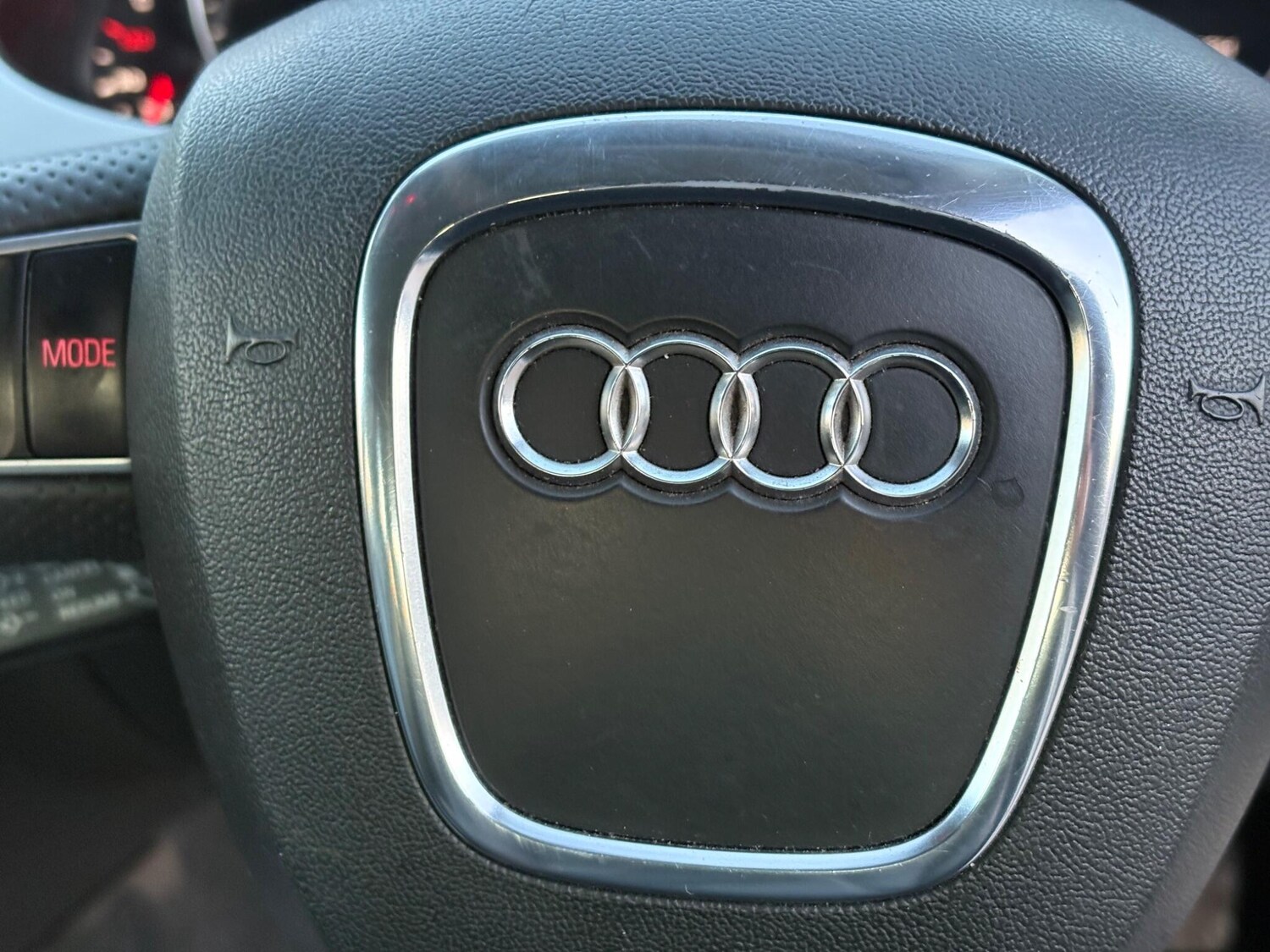 Used Audi A4 2011 for sale - 76976839: Photo 39