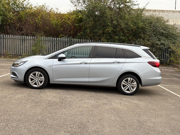 Used Vauxhall Astra 2017 for sale - 76260399: Photo 11