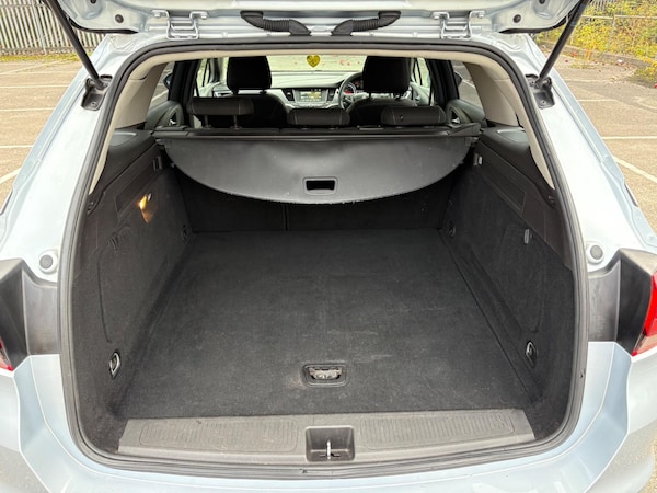 Used Vauxhall Astra 2017 for sale - 76260399: Photo 31