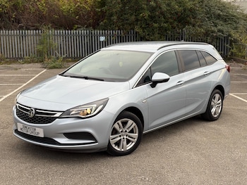 Used Vauxhall Astra 2017 for sale - 76260399: Photo 3