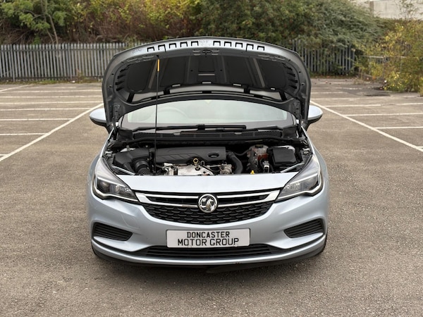 Used Vauxhall Astra 2017 for sale - 76260399: Photo 7