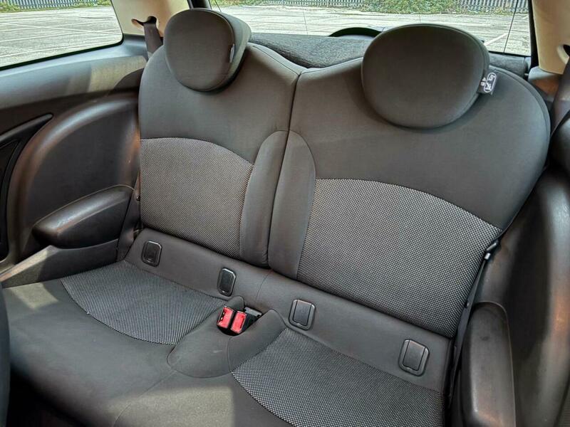 Used MINI Hatch 2011 for sale - 76839908: Photo 14