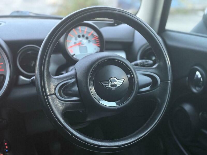 Used MINI Hatch 2011 for sale - 76839908: Photo 23