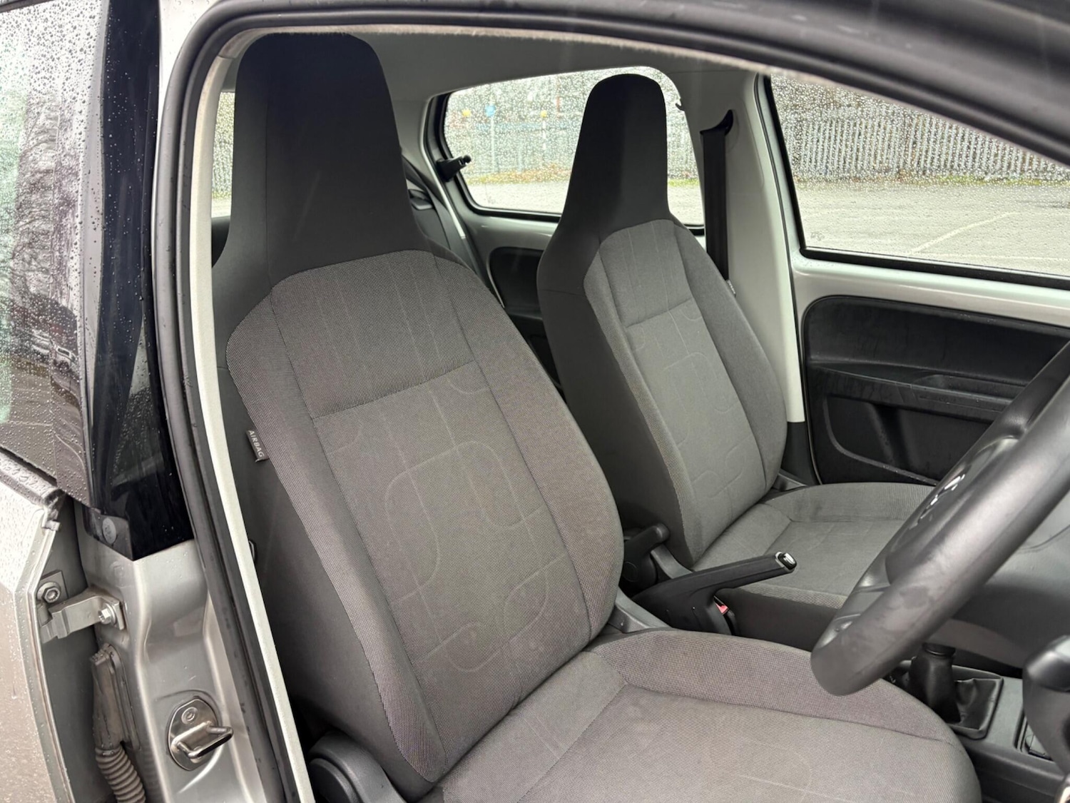 Used Volkswagen up! 2013 for sale - 77496877: Photo 19