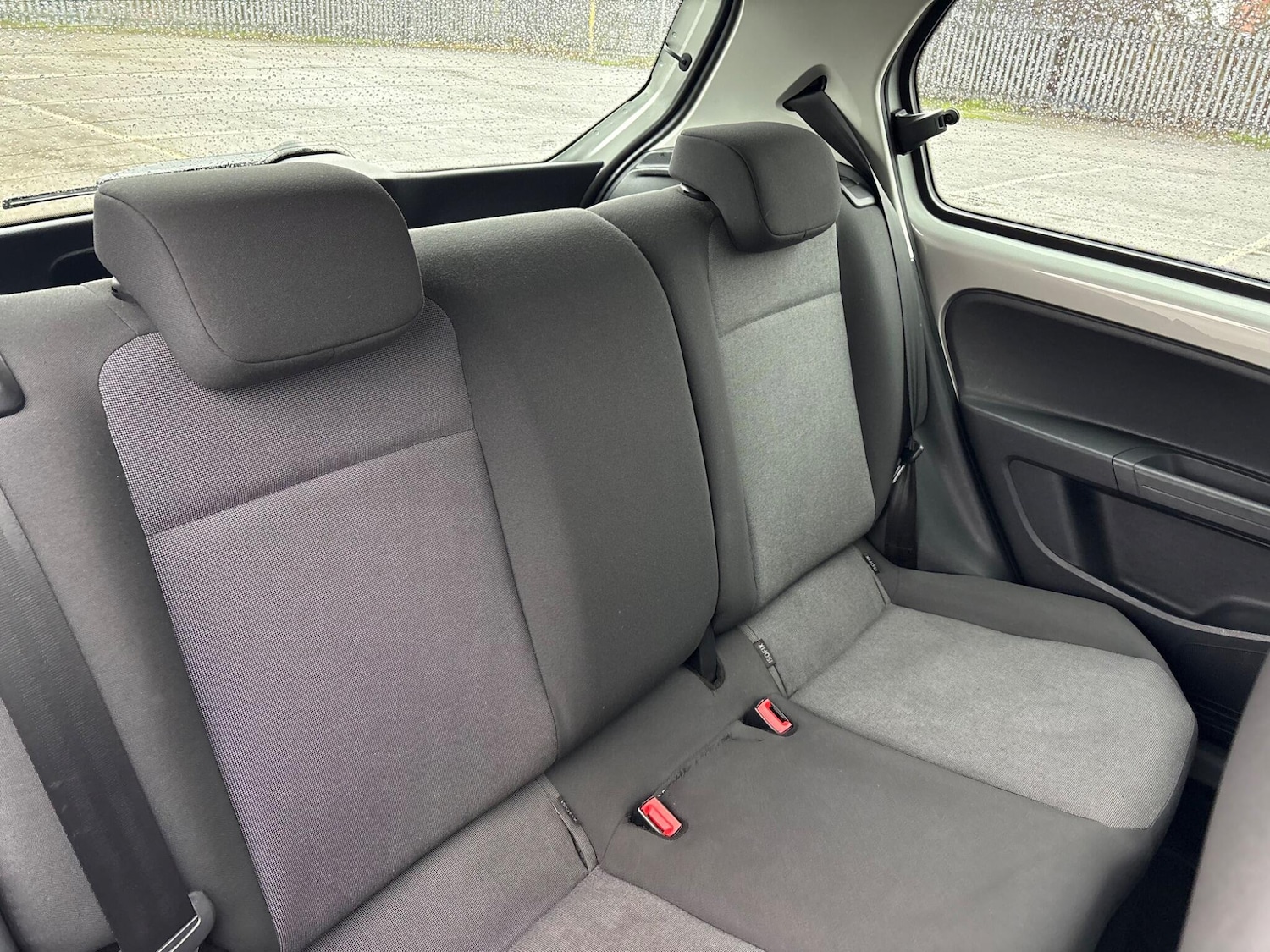 Used Volkswagen up! 2013 for sale - 77496877: Photo 22