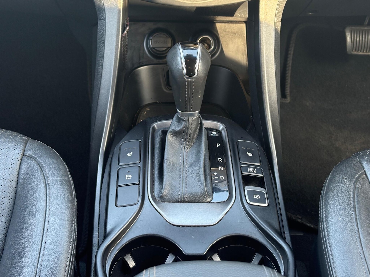 Used Hyundai Santa Fe 2015 for sale - 78203863: Photo 15