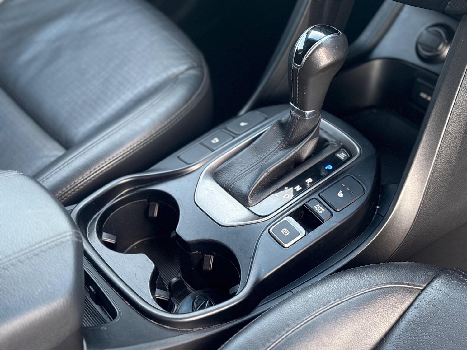 Used Hyundai Santa Fe 2015 for sale - 78203863: Photo 16