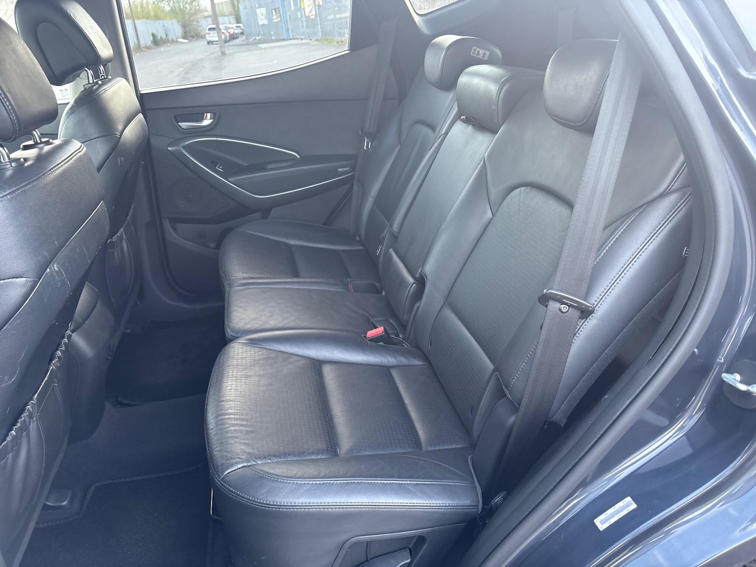 Used Hyundai Santa Fe 2015 for sale - 78203863: Photo 22