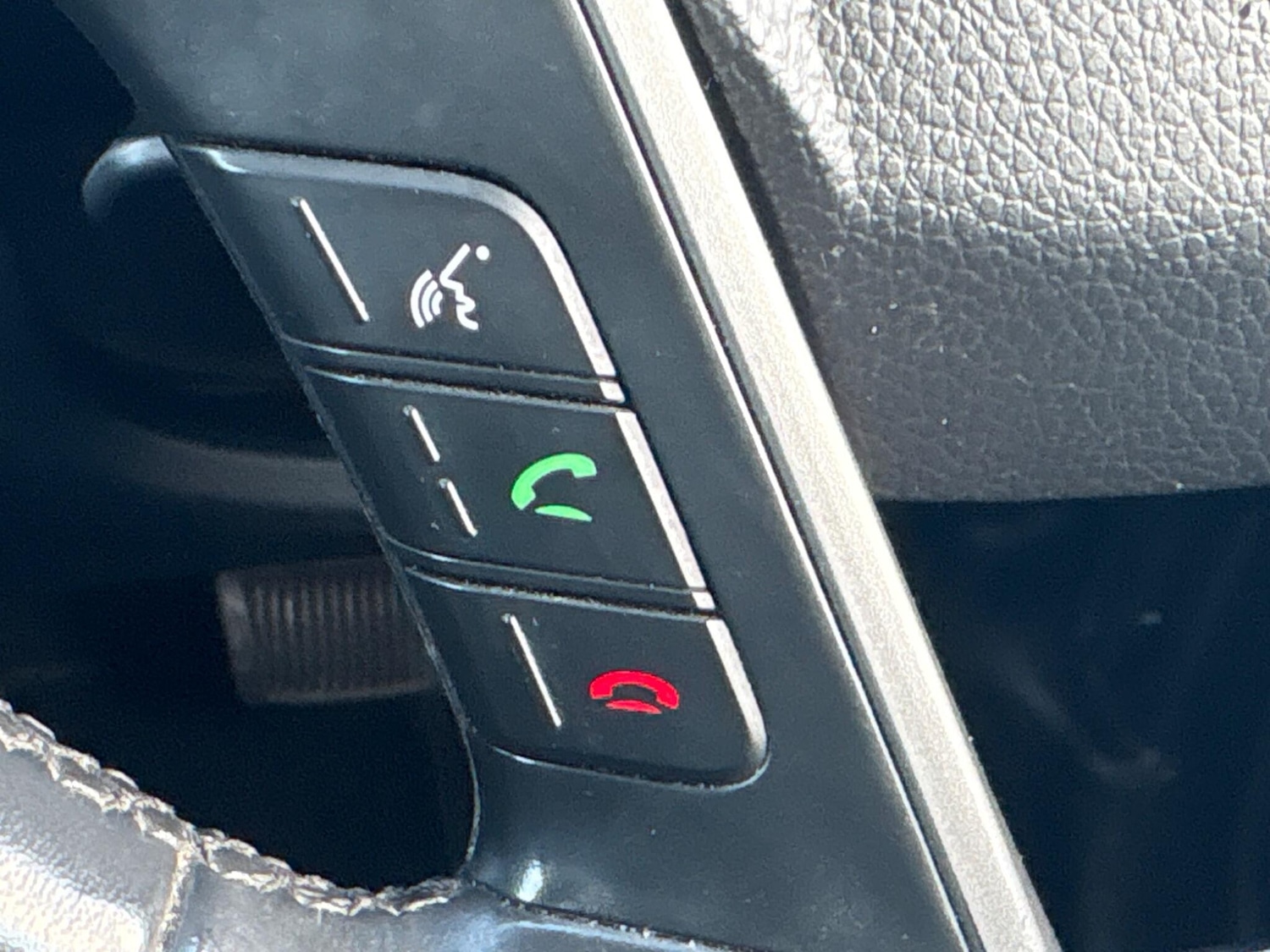 Used Hyundai Santa Fe 2015 for sale - 78203863: Photo 27