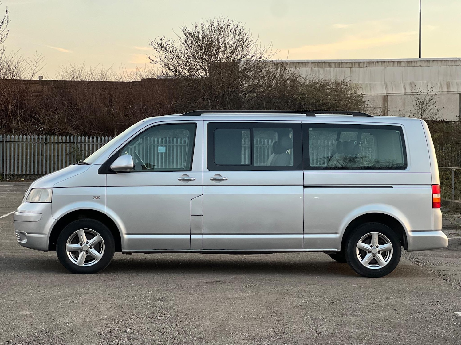 Used Volkswagen Transporter Shuttle 2009 for sale - 76260088: Photo 25