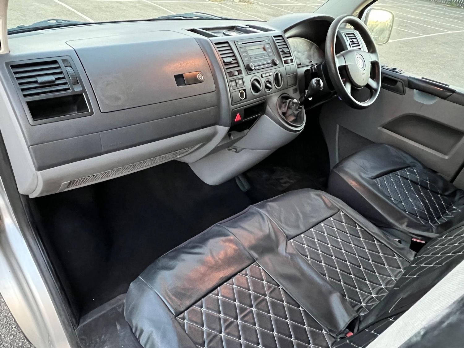 Used Volkswagen Transporter Shuttle 2009 for sale - 76260088: Photo 38