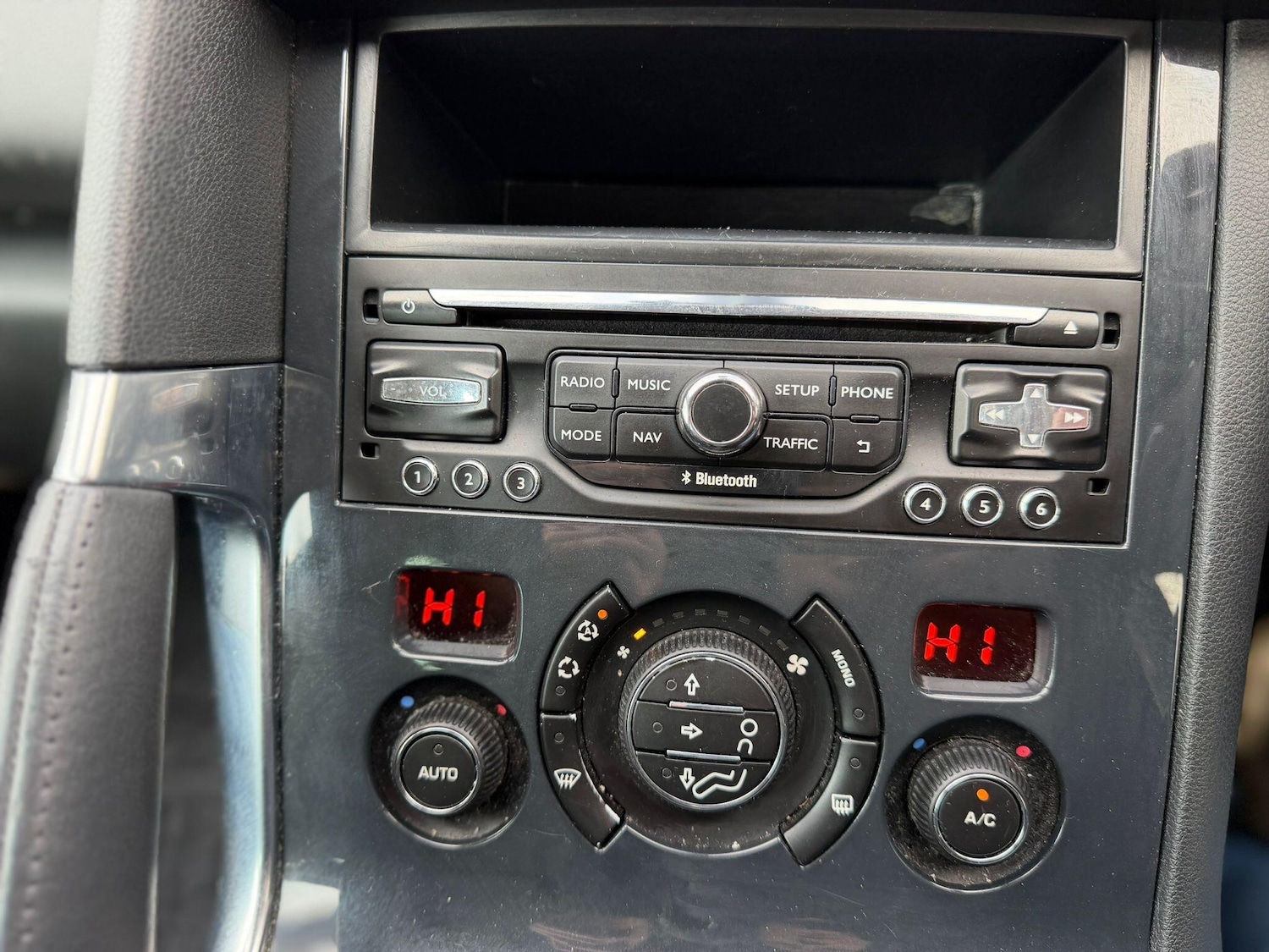 Used Peugeot 3008 2015 for sale - 77958384: Photo 16