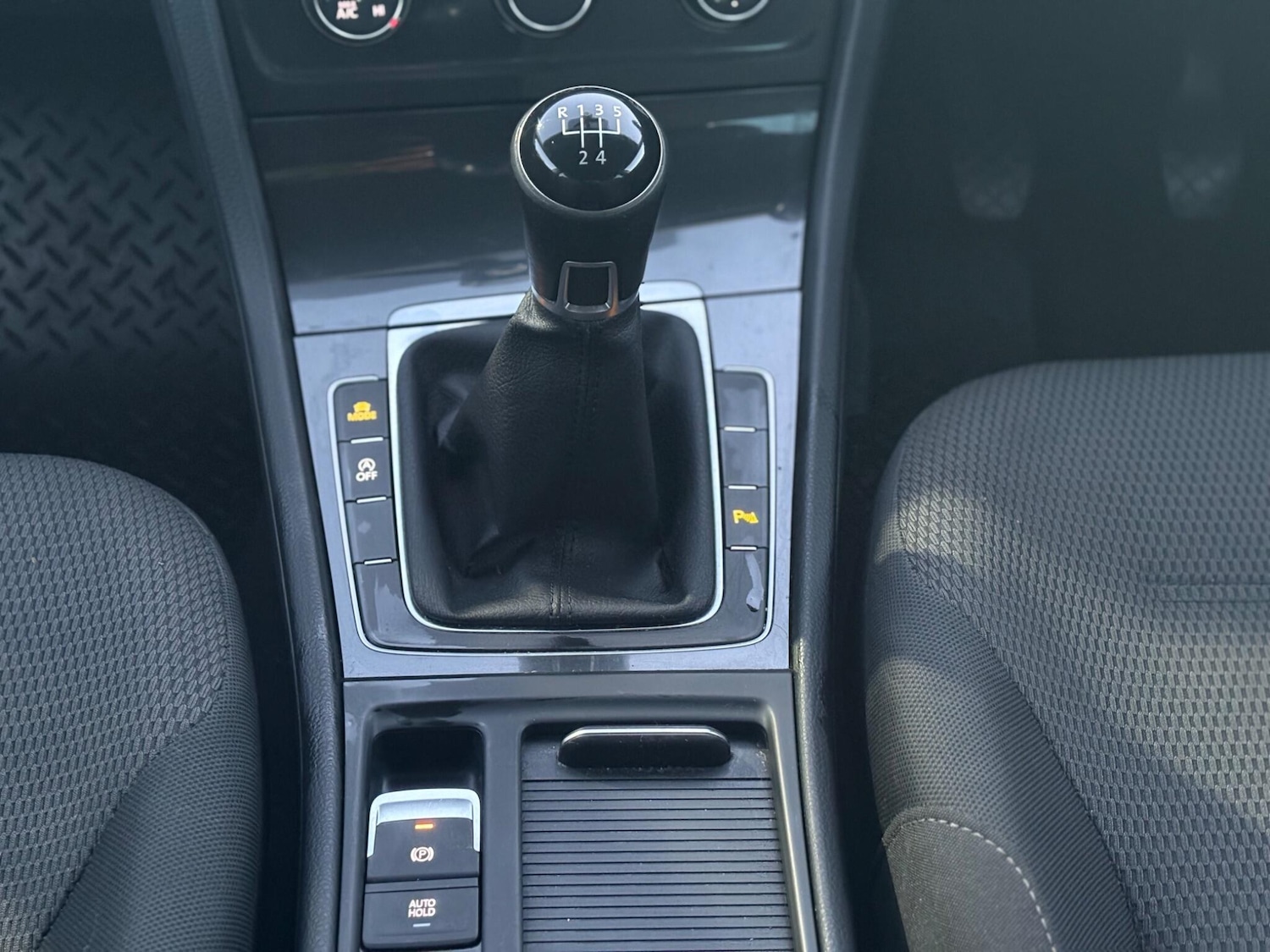 Used Volkswagen Golf 2019 for sale - 77109665: Photo 14
